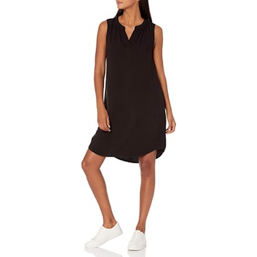 Amazon Essentials Sleeveless Woven Shift Dress