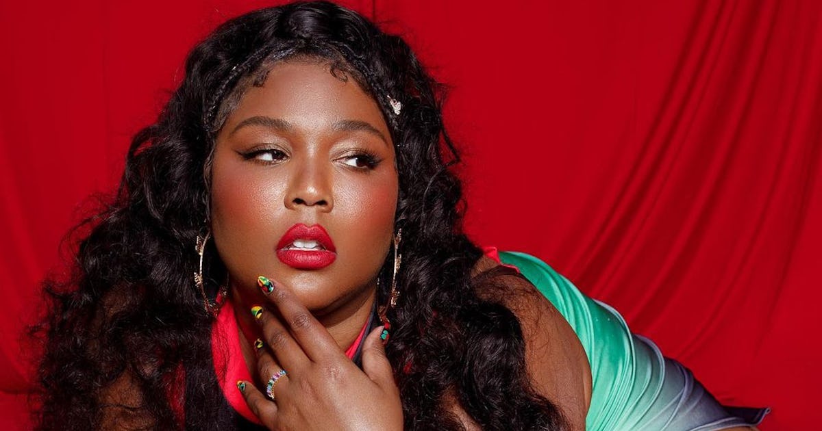 Lizzo Wore A Pan-African Dress In Honor Of Juneteenth
