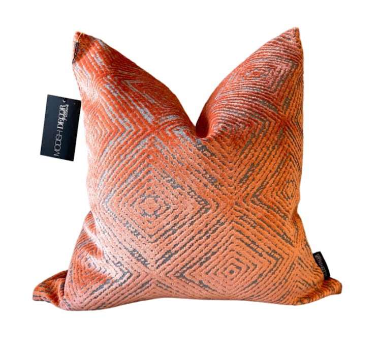 THE RUST VELVET CUT II PILLOW