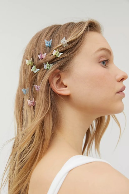 Butterfly hair clips are a nostalgic Y2K fashion trend that Charli and Dixie D'amelio give their hot...