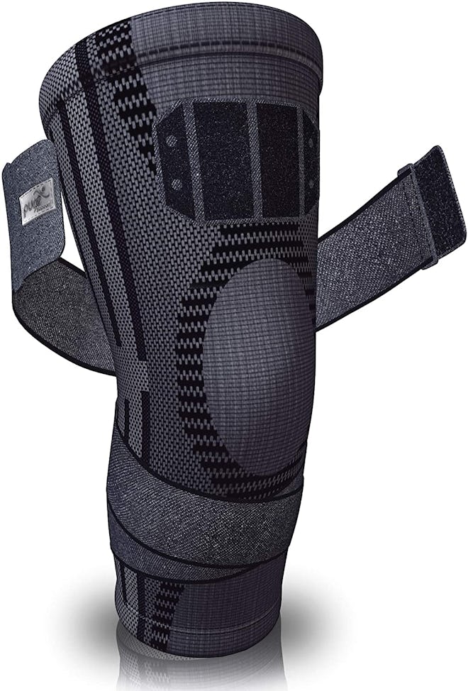 knee sleeve with strap