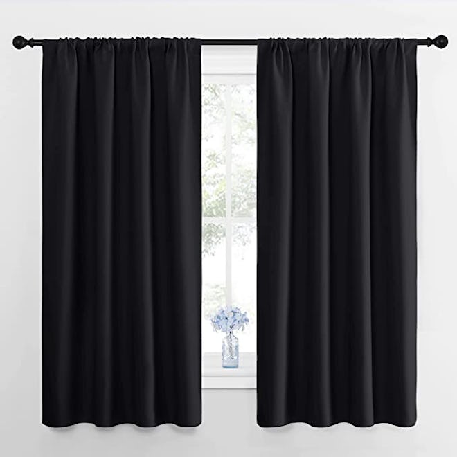 NICETOWN Blackout Curtain Blinds