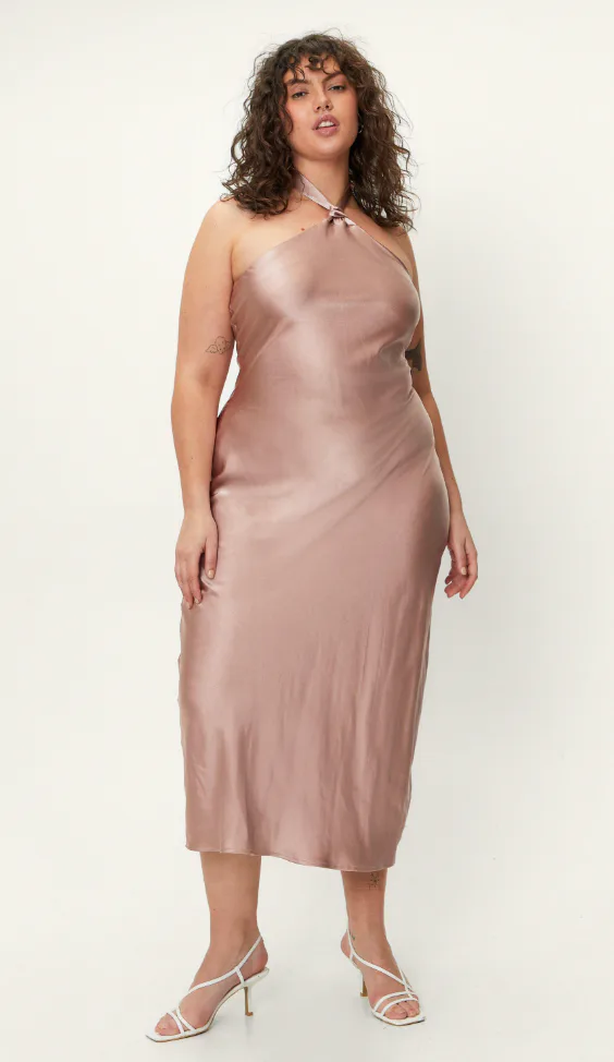 6 Summer 2022 Dress Trends That Are Straight Out Of The Early Aughts