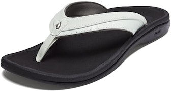 The Olukai Ohana flip flops are water-resistant and great for sweaty feet. 