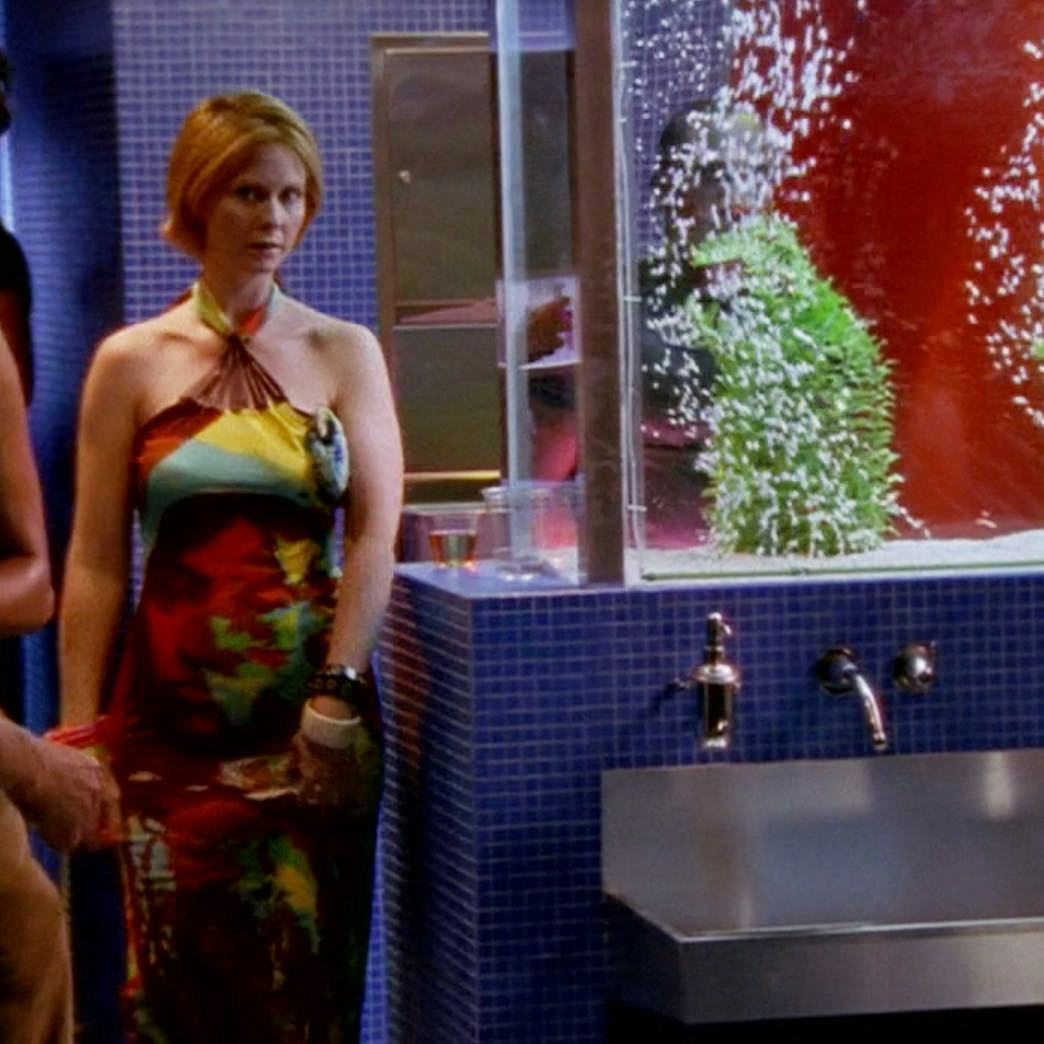 One example of Miranda Hobbes&rsquo; best outfits: This going out dress.