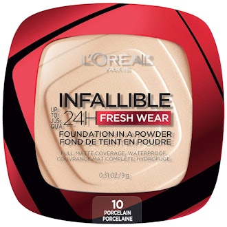 L'Oreal Paris Makeup Infallible Fresh Wear Foundation in a Powder