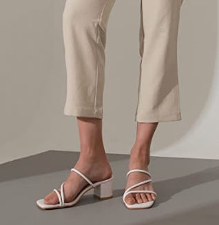 LACUONE Square Toe Block Heel Sandals