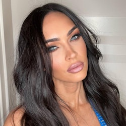 Megan Fox shows off some fresh glam