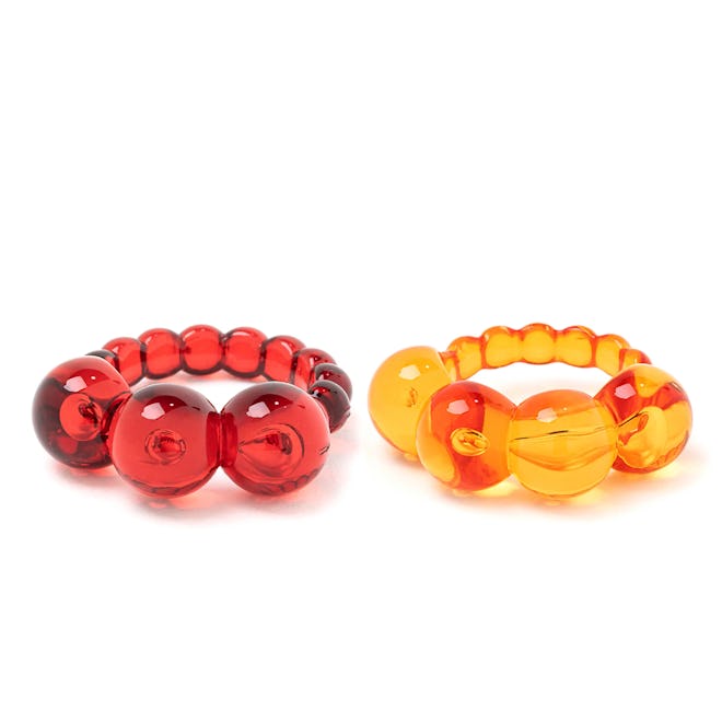 2 spritz rings in red and yellow