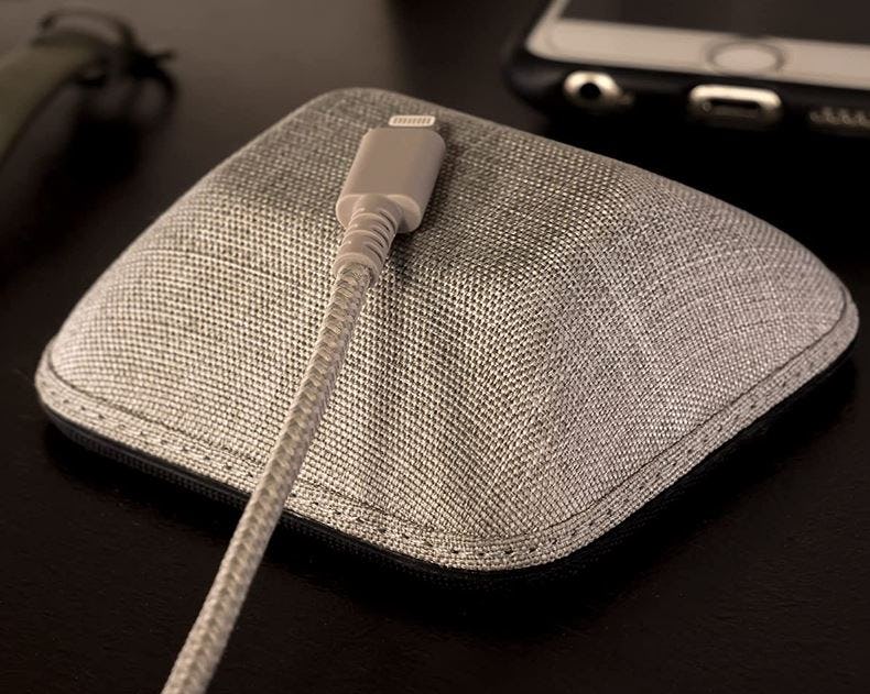 Smartish Magnetic Cable Wrangler