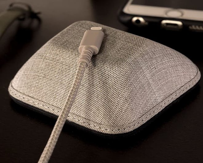 Smartish Magnetic Cable Wrangler