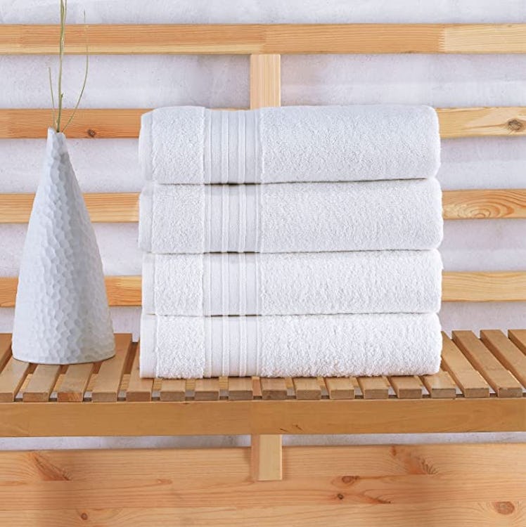 Hammam Linen White Bath Towels (4-Pack)