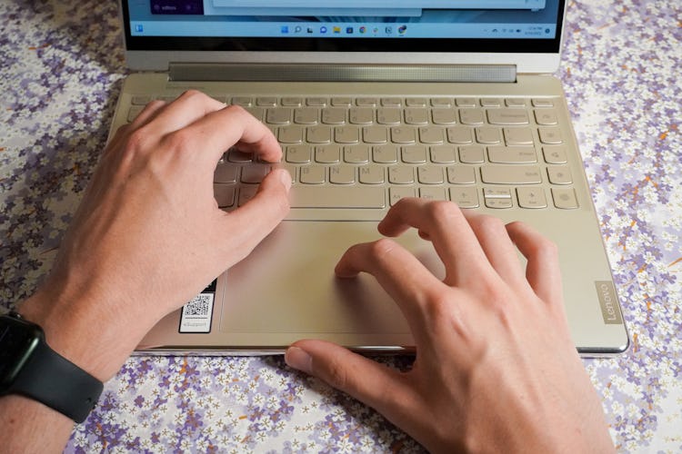 The Yoga 9i's full-width keyboard.