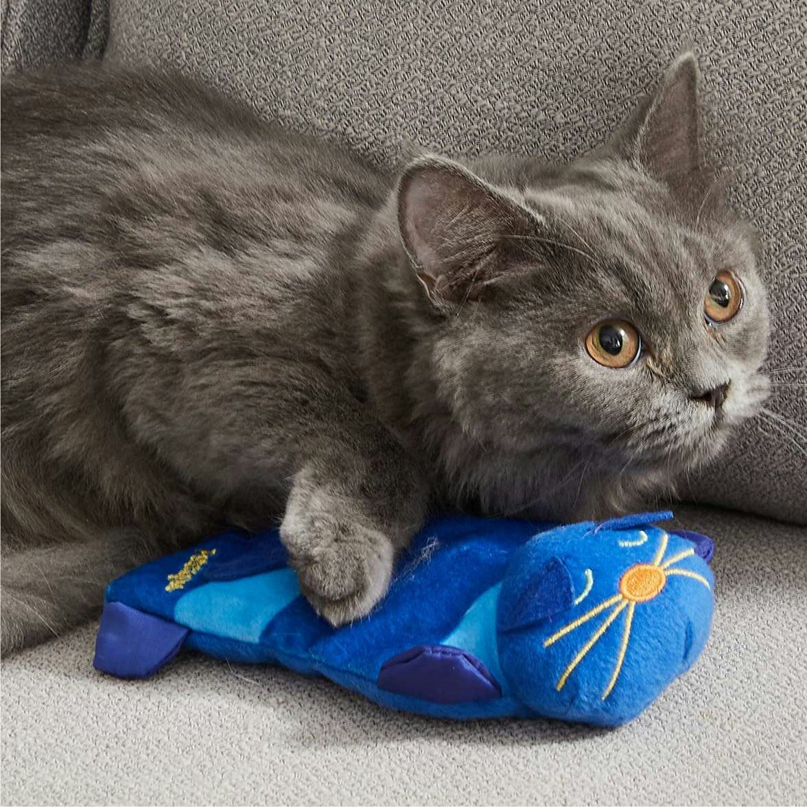 Petstages Microwavable Plush Cat Toy