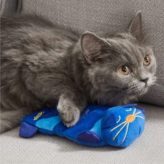Petstages Microwavable Plush Cat Toy