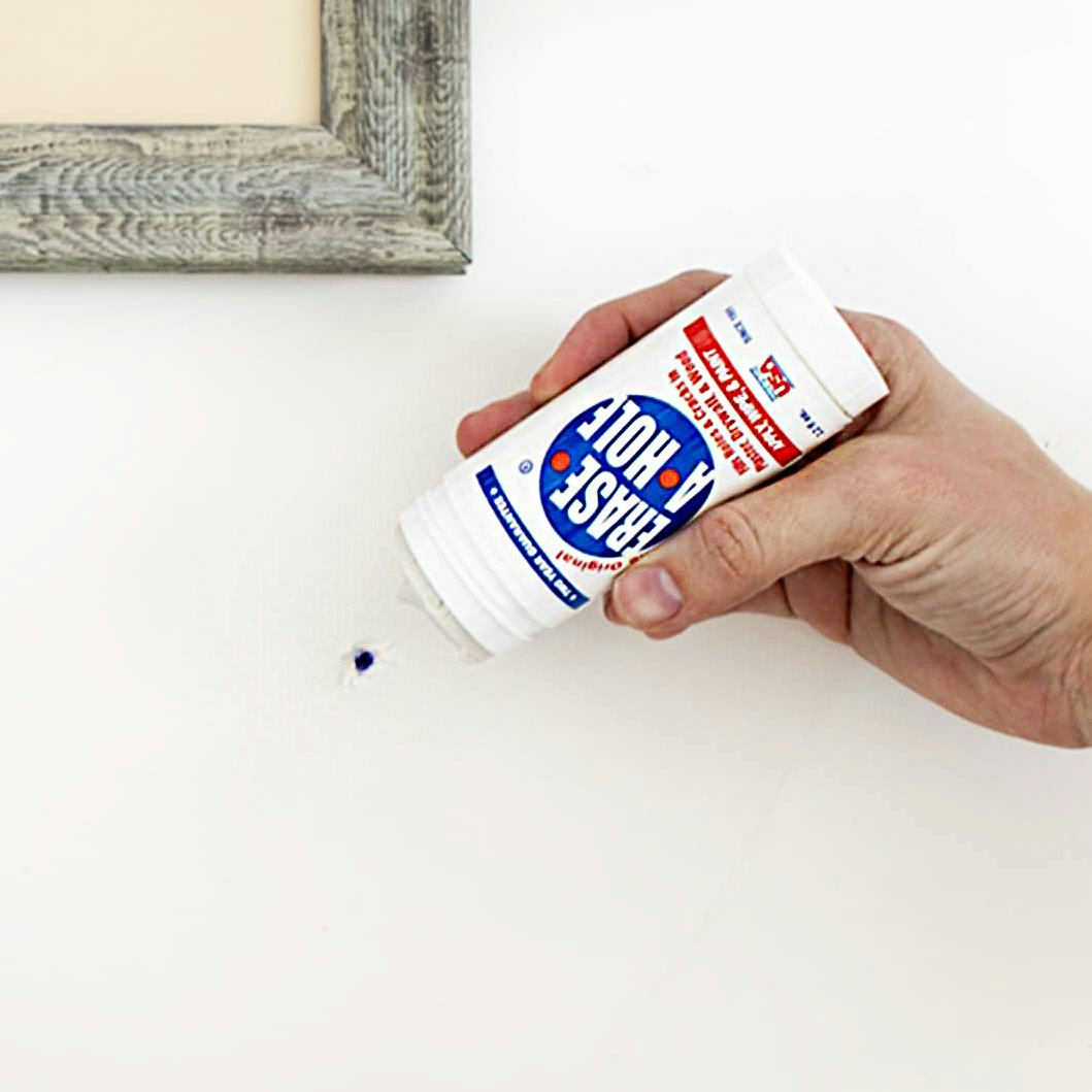 Erase-A-Hole Drywall Repair Putty