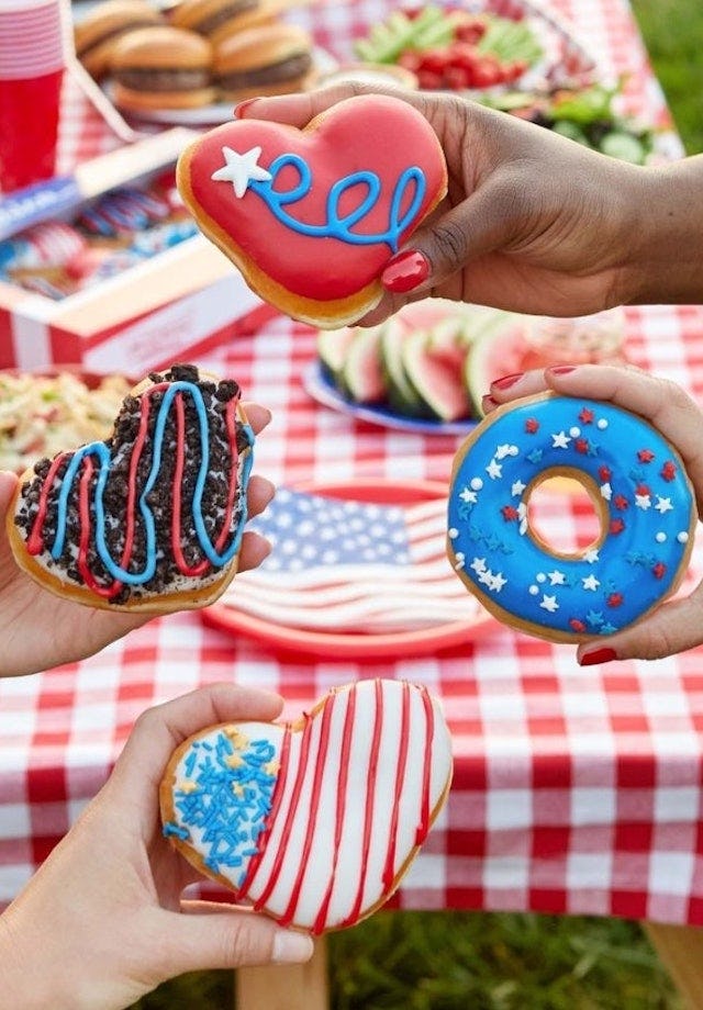 12 4th of July 2022 food deals: Krispy Kreme, Dunkin’, and more.