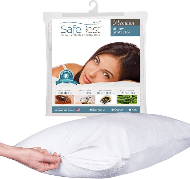 SafeRest Premium Hypoallergenic Zippered Pillow Protector