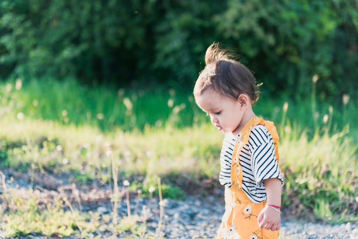 baby girl outside, earthy girl names