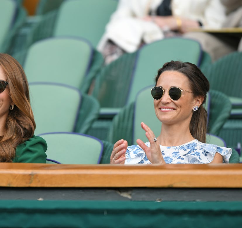 kate middleton pippa middleton in the stands