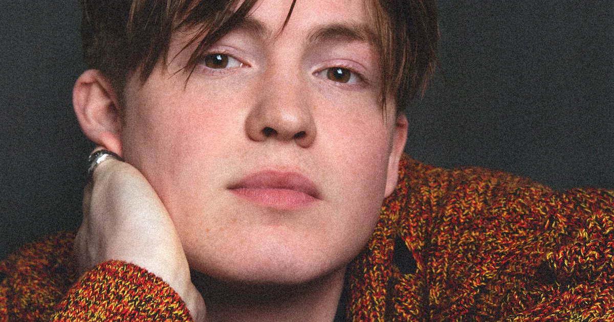 ‘Heartstopper’ Breakout Kit Connor Aims For Authenticity
