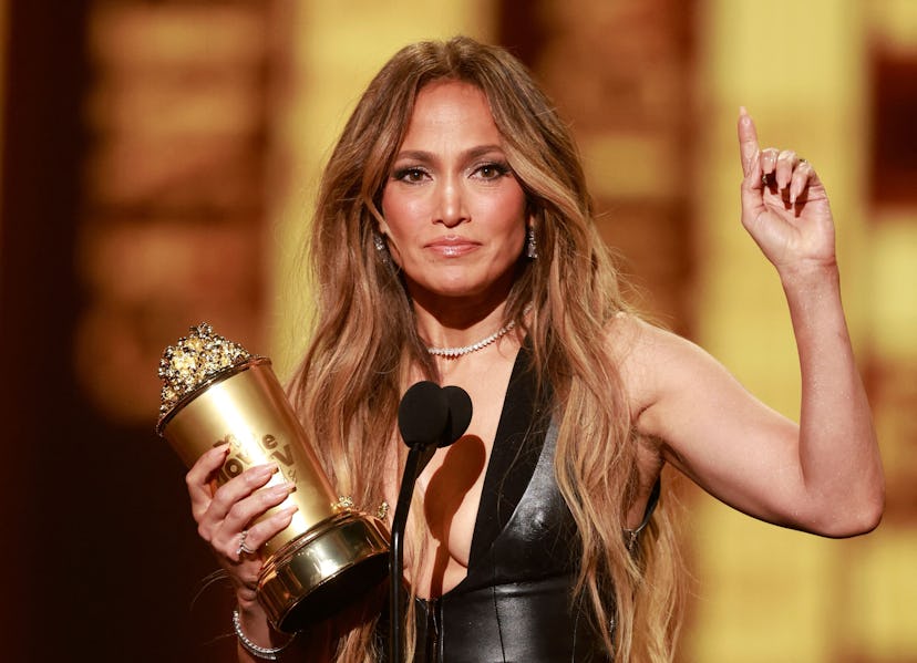 Jennifer Lopez wore a long wavy hairstyle at the MTV Movie & TV Awards in 2022.