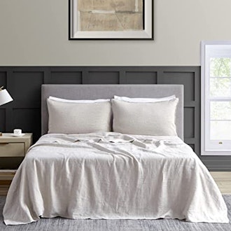 linen sheets to stay cool