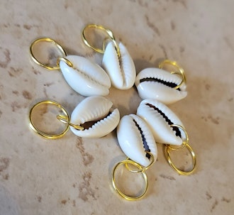 Seashell hair rings