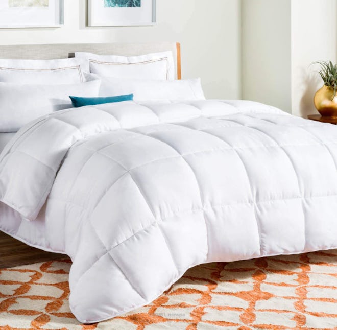 Linenspa Down Alternative Comforter