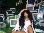 SZA released a 'Ctrl' deluxe album with 7 new songs