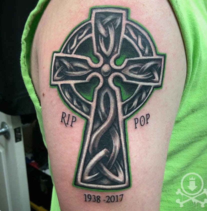 cross, meaningful memorial tattoo ideas