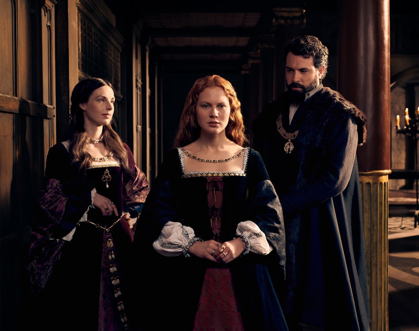 Alicia Von Rittberg as Elizabeth Tudor, Jessica Raine as Catherine Parr, and Tom Cullen as Thomas Se...