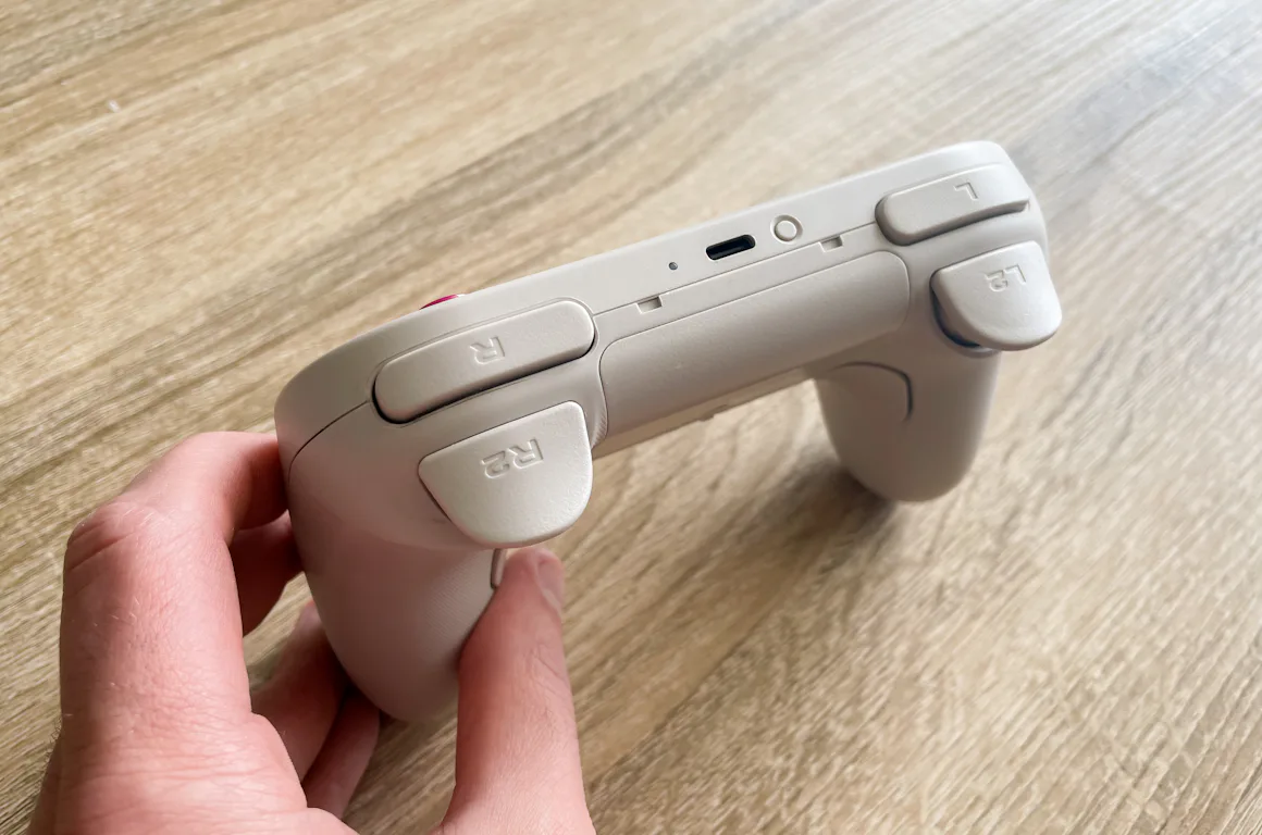 8BitDo Pro 2 review: The best controller for retro gaming