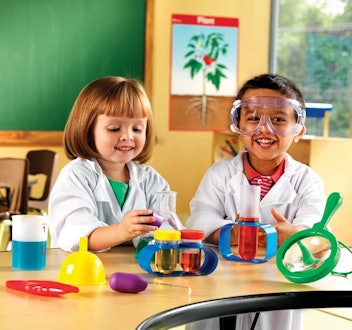 Learning Resources Primary Science Learning Lab Set For Fine Motor Skills