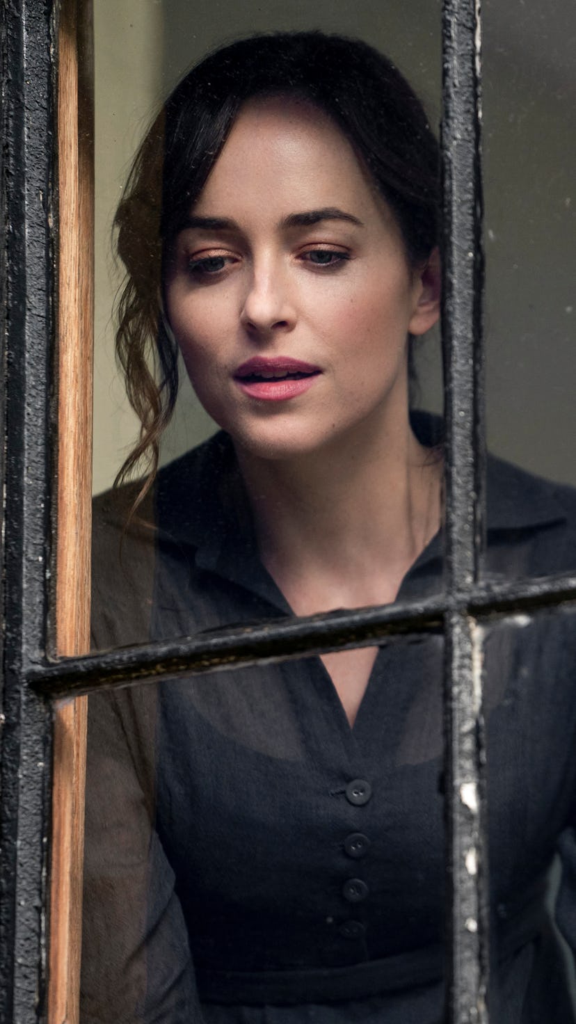 Dakota Johnson as Anne Elliot in 'Persuasion' (2022). Photo courtesy of Netflix.