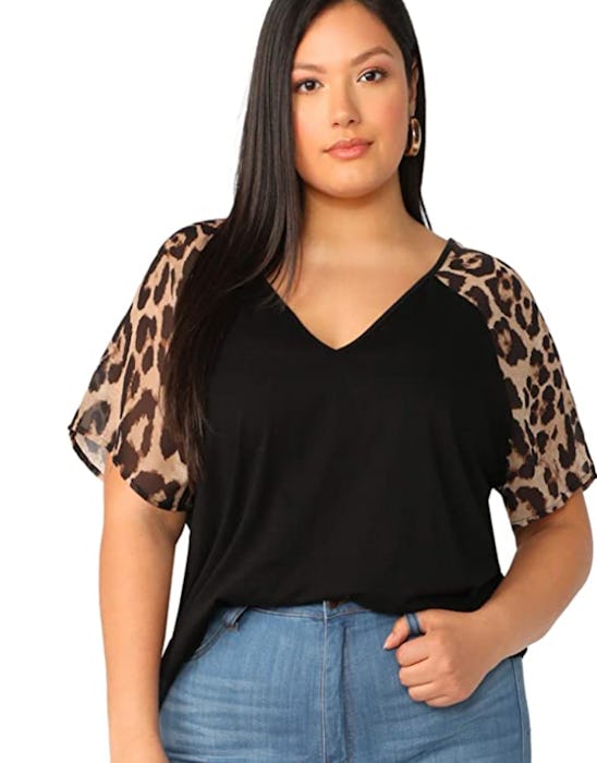 Romwe Women's Plus Size V-Neck Short Sleeve