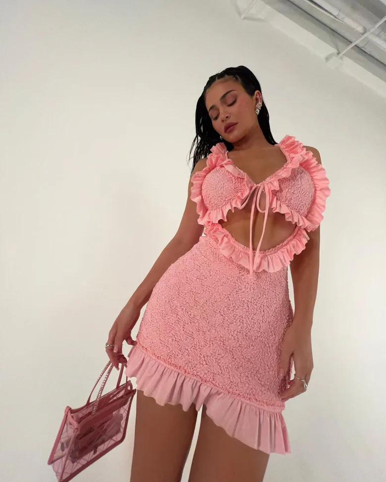 kylie jenner pink mini dress Pink Dress Kim K Fashion Nova Dress Kim Kardashian Neon Pink Dress Fashion Nova Kylie Jenner