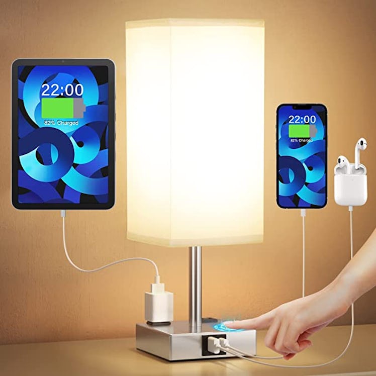 Aooshine Bedside Lamp with USB Port