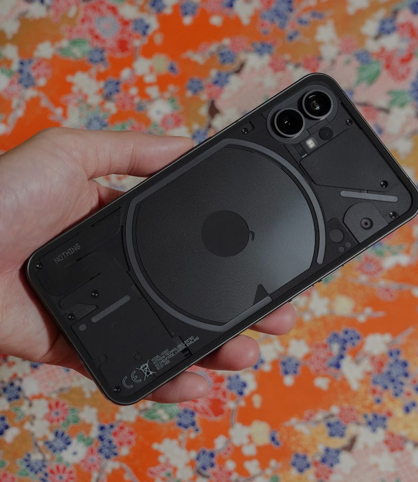 Using the Nothing Phone 1 for a week first impressions