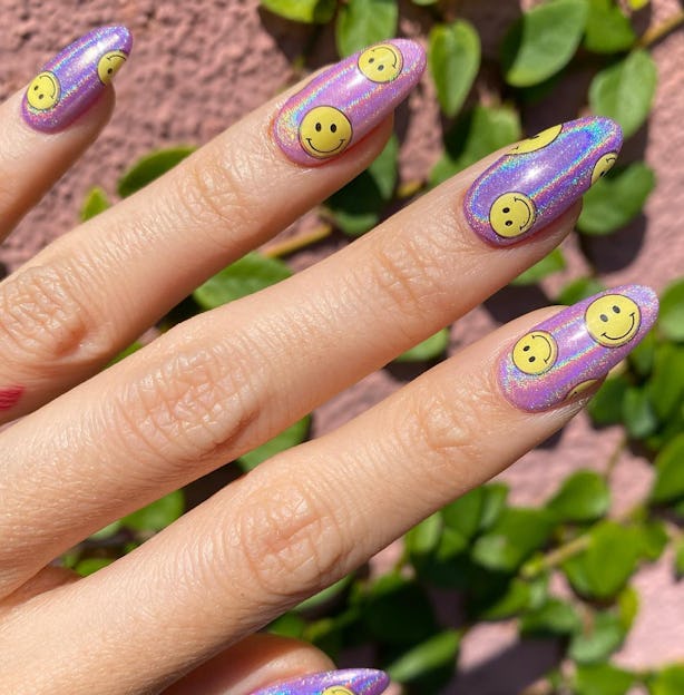 12 Smiley Face Nail Art Designs That'll Brighten Your Day