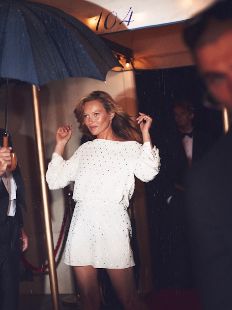 Kate Moss’ Zara Campaign Channels Her Style From The ‘90s