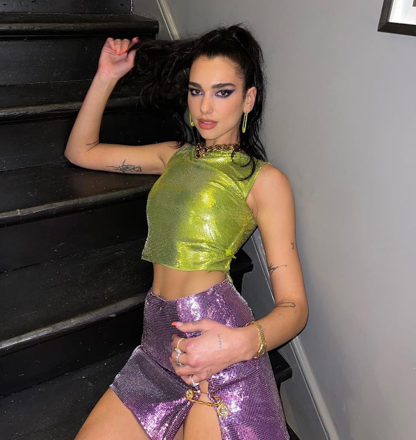 Dua Lipa has a rose tattoo on her right arm.