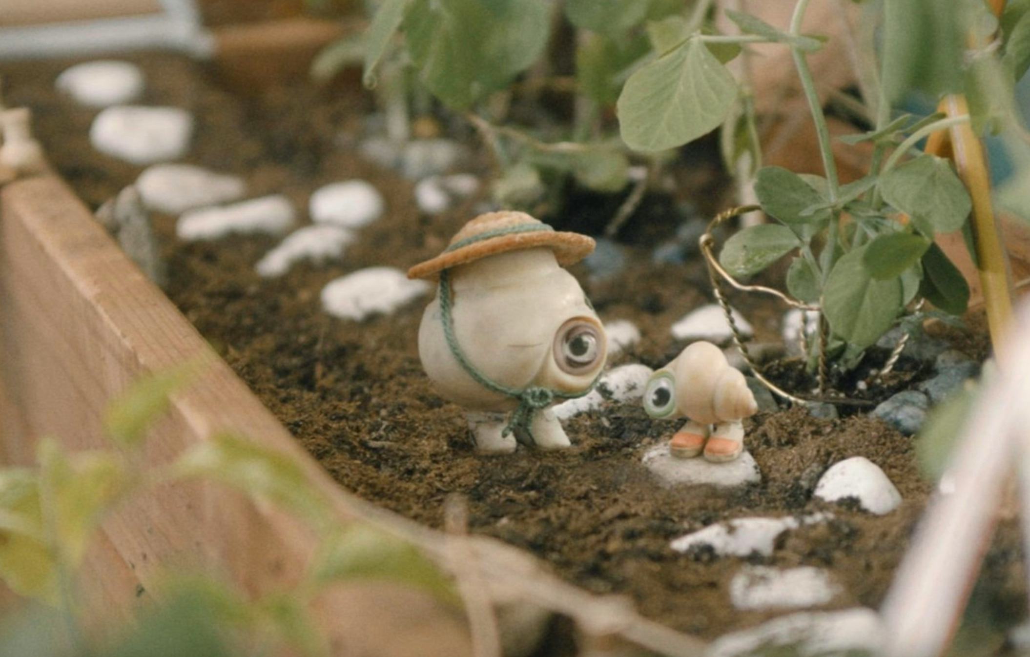 &lsquo;Marcel the Shell with Shoes On&rsquo; (2022). Photo courtesy of A24.