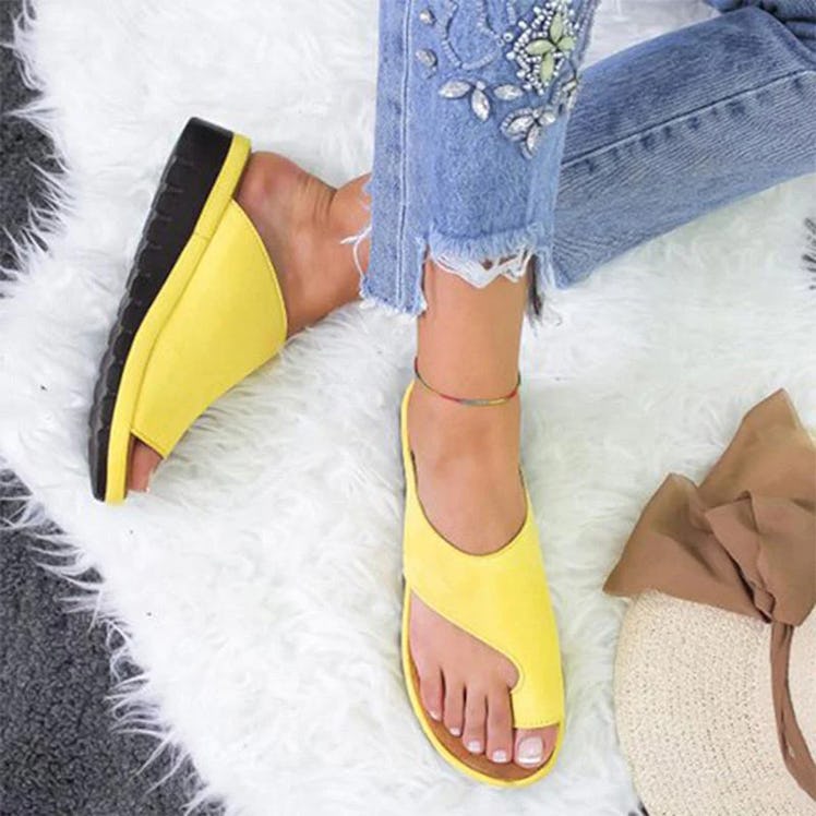 Orthopedic Sandals from the Shopping Order in lemon yellow.