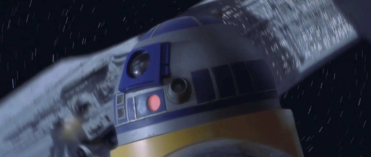R2-D2 Narrating Star Wars Theory - Is R2-D2 Telling the Story to C