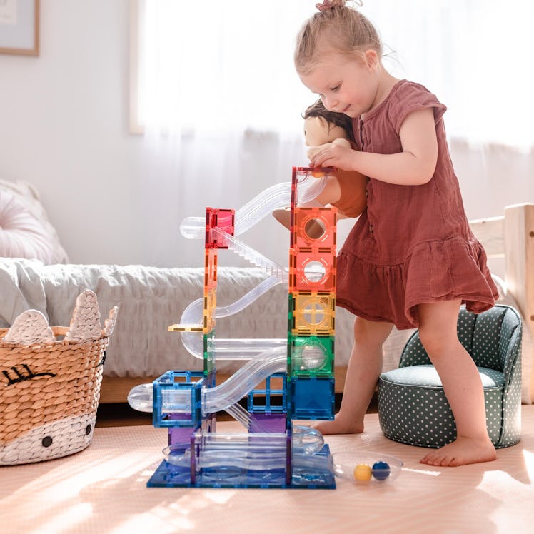 Connetix Tiles Are An Award-Winning STEAM toy