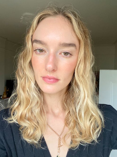 Hannah Baxter wearing Lancôme LE 8 'Hypnôse Mascara