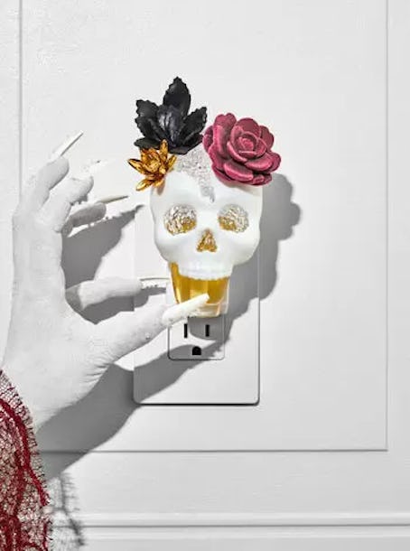 This skull wall plug is part of the Bath & Body Works Halloween 2022 collection.