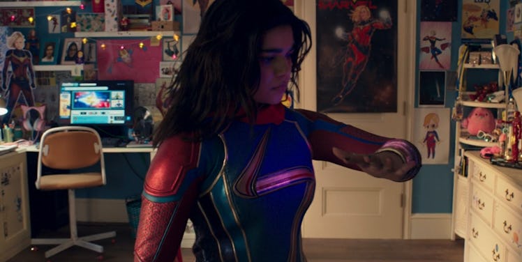 Kamala Khan (Iman Vellani) looking at her glowing bangle in the Ms. Marvel Episode 6 post-credits sc...