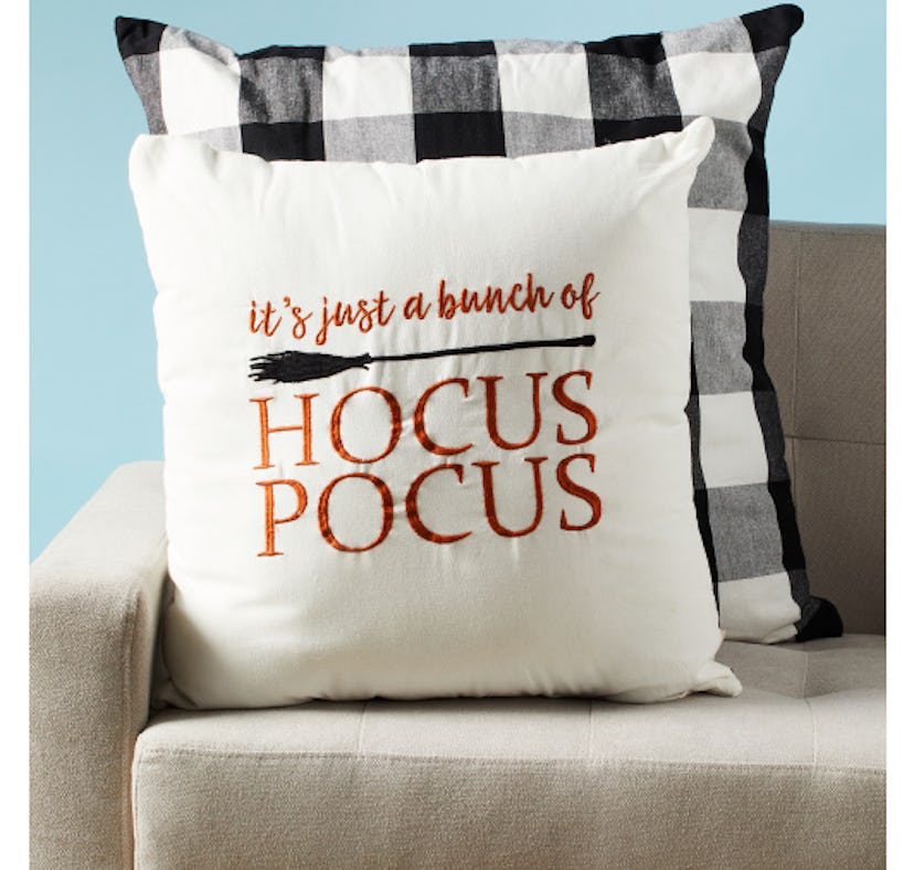 HomeGoods' Halloween 2022 collection includes Hocus Pocus decor.